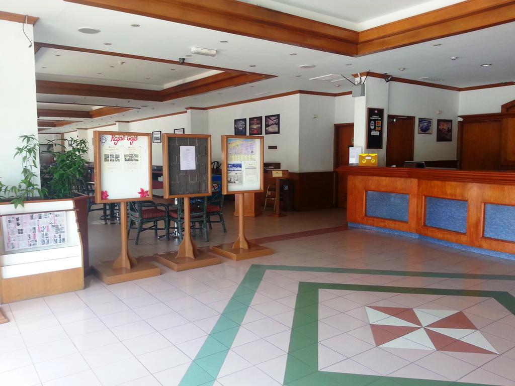 Sanbay Hotel Сандакан Экстерьер фото