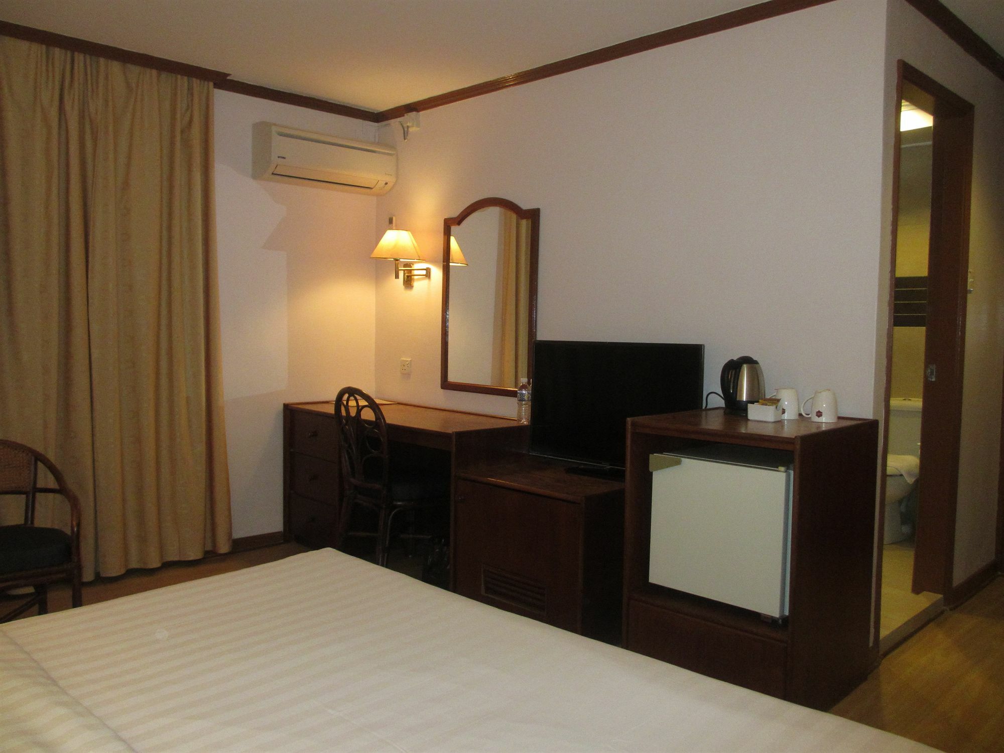 Sanbay Hotel Сандакан Экстерьер фото