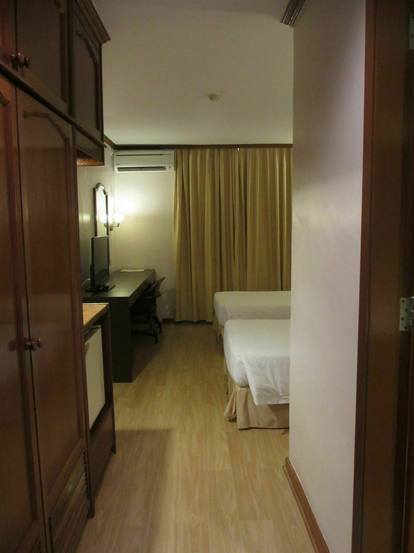 Sanbay Hotel Сандакан Экстерьер фото